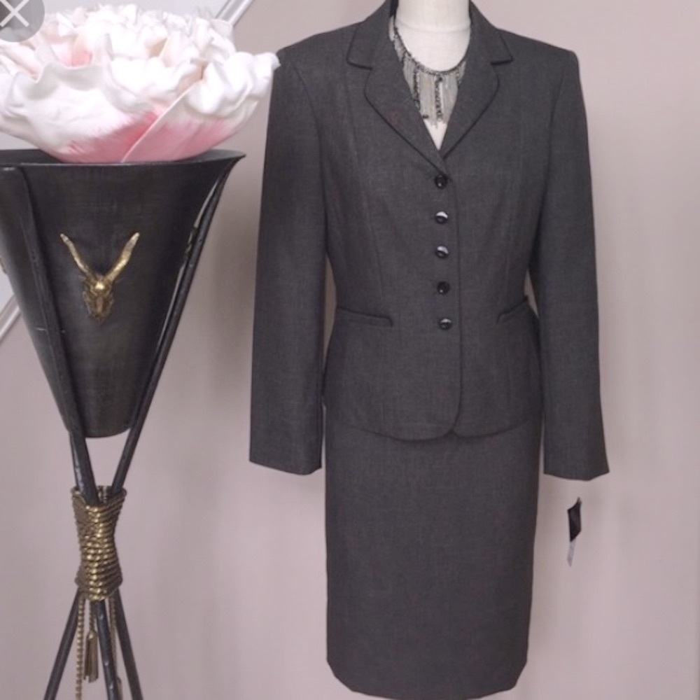 Emily Skirt Suit